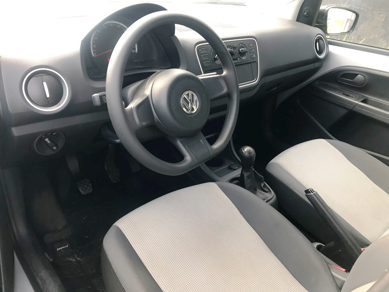 VW - VolksWagen up! move 1.0 Total Flex 12V 5p