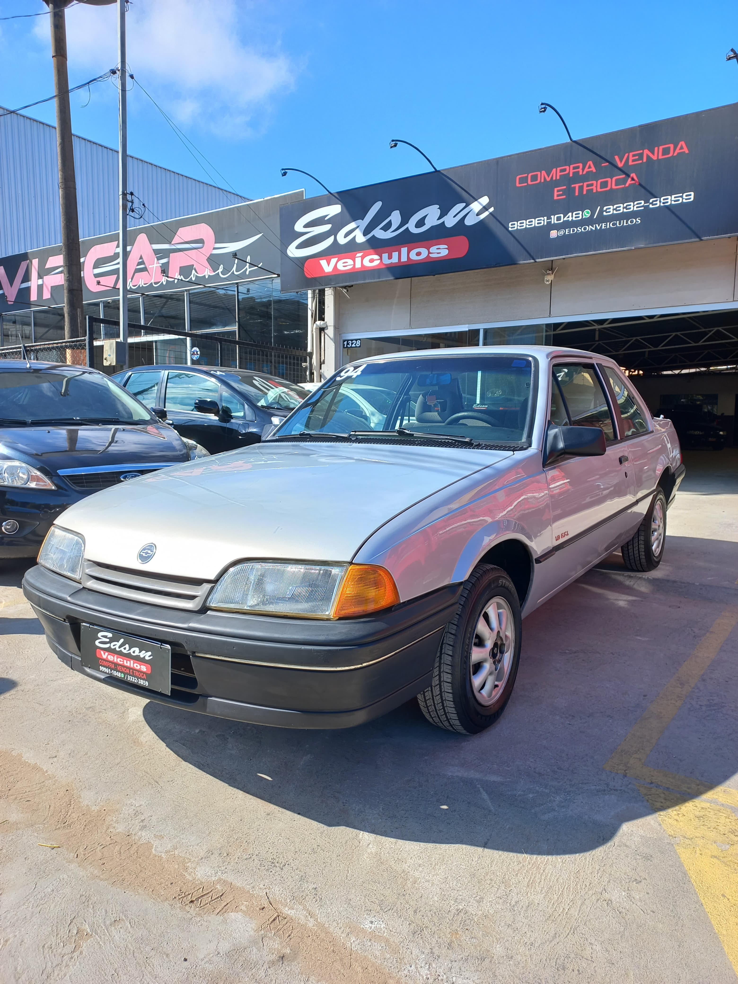 GM - Chevrolet Monza GL 1.8 EFI/ SL/ L/ 650/Barc. 2e4p