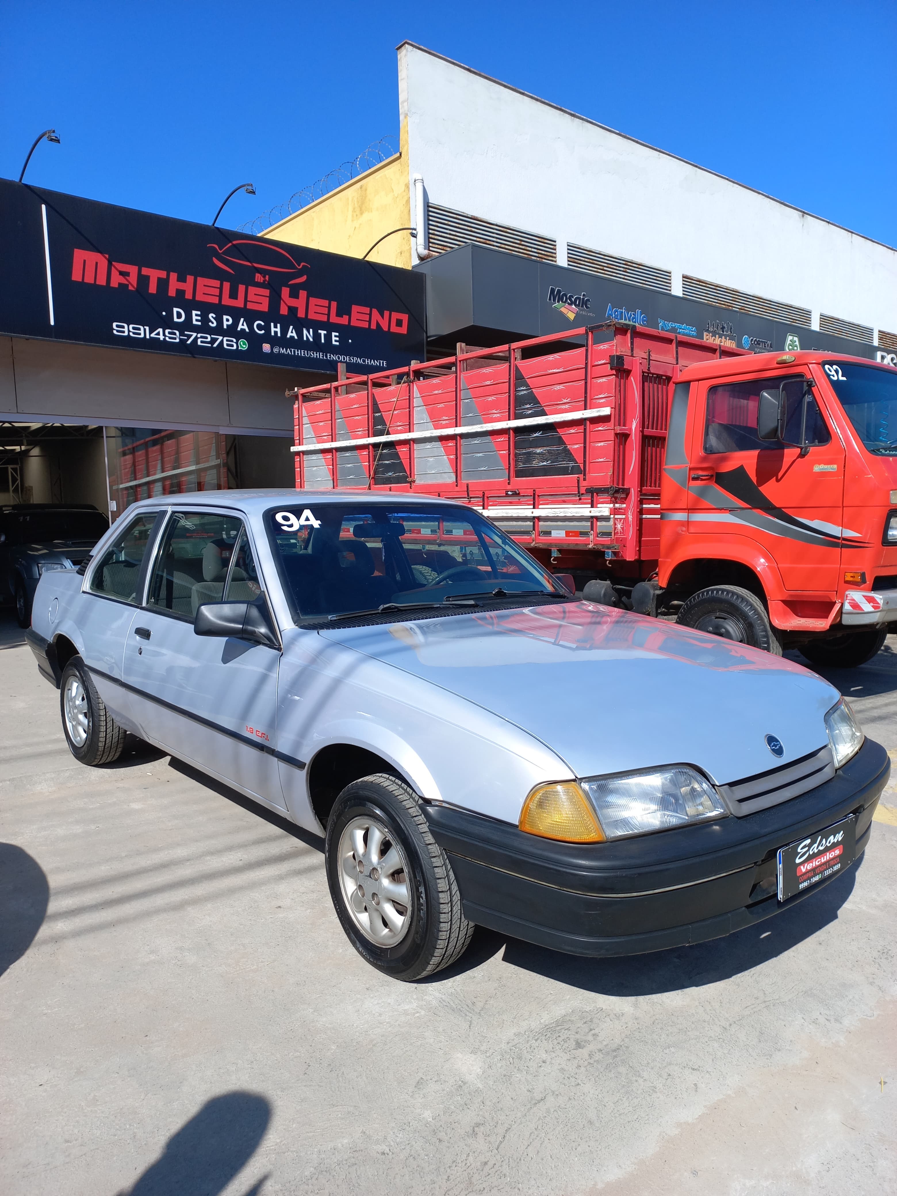 GM - Chevrolet Monza GL 1.8 EFI/ SL/ L/ 650/Barc. 2e4p