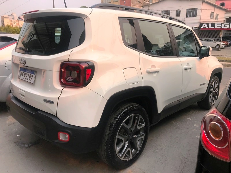 Jeep Renegade Longitude 1.8 4x2 Flex 16V Aut.	