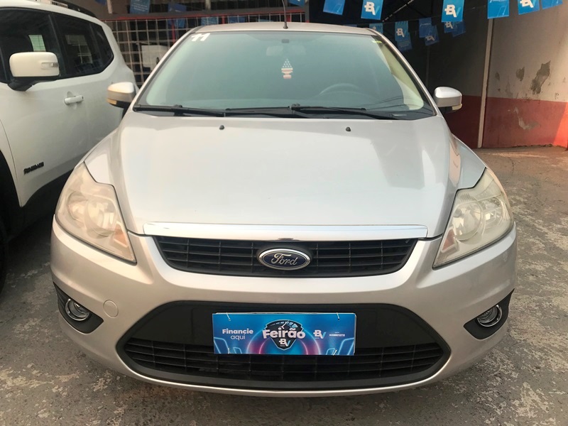 Ford Focus 1.6 S/SE/SE Plus Flex 8V/16V  5p