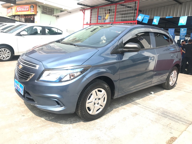 GM - Chevrolet Onix LT 1.0