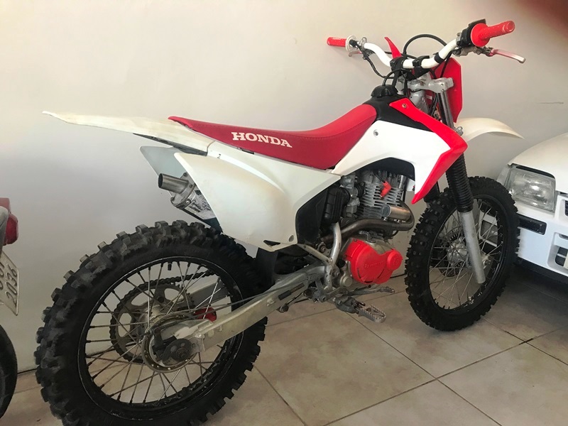 HONDA CRF 230 F