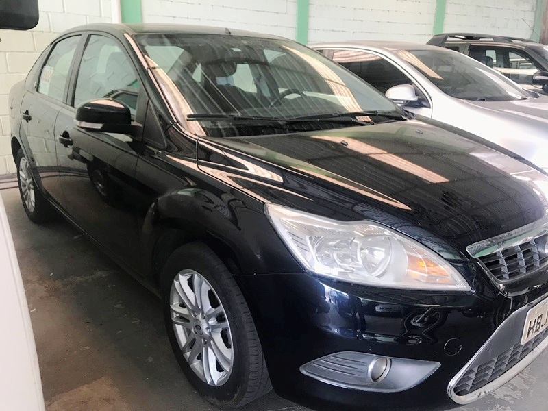 Ford Focus Sedan 2.0 16V/2.0 16V Flex 4p