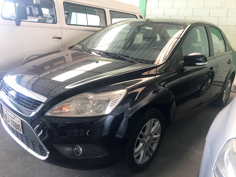 Ford Focus Sedan 2.0 16V/2.0 16V Flex 4p