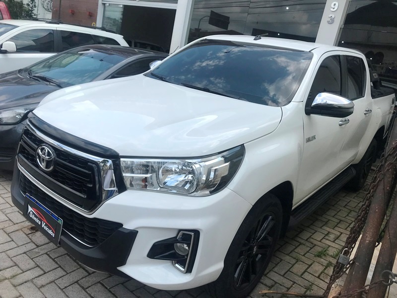 Toyota Hilux CD SRV 4x4 2.8 TDI Diesel Aut.