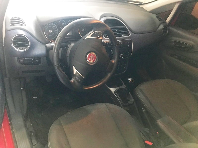 Fiat Punto ATTRACTIVE 1.4 Fire Flex 8V 5p