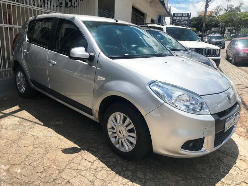 Renault SANDERO Privilège Hi-Flex 1.6 16V 5p Aut