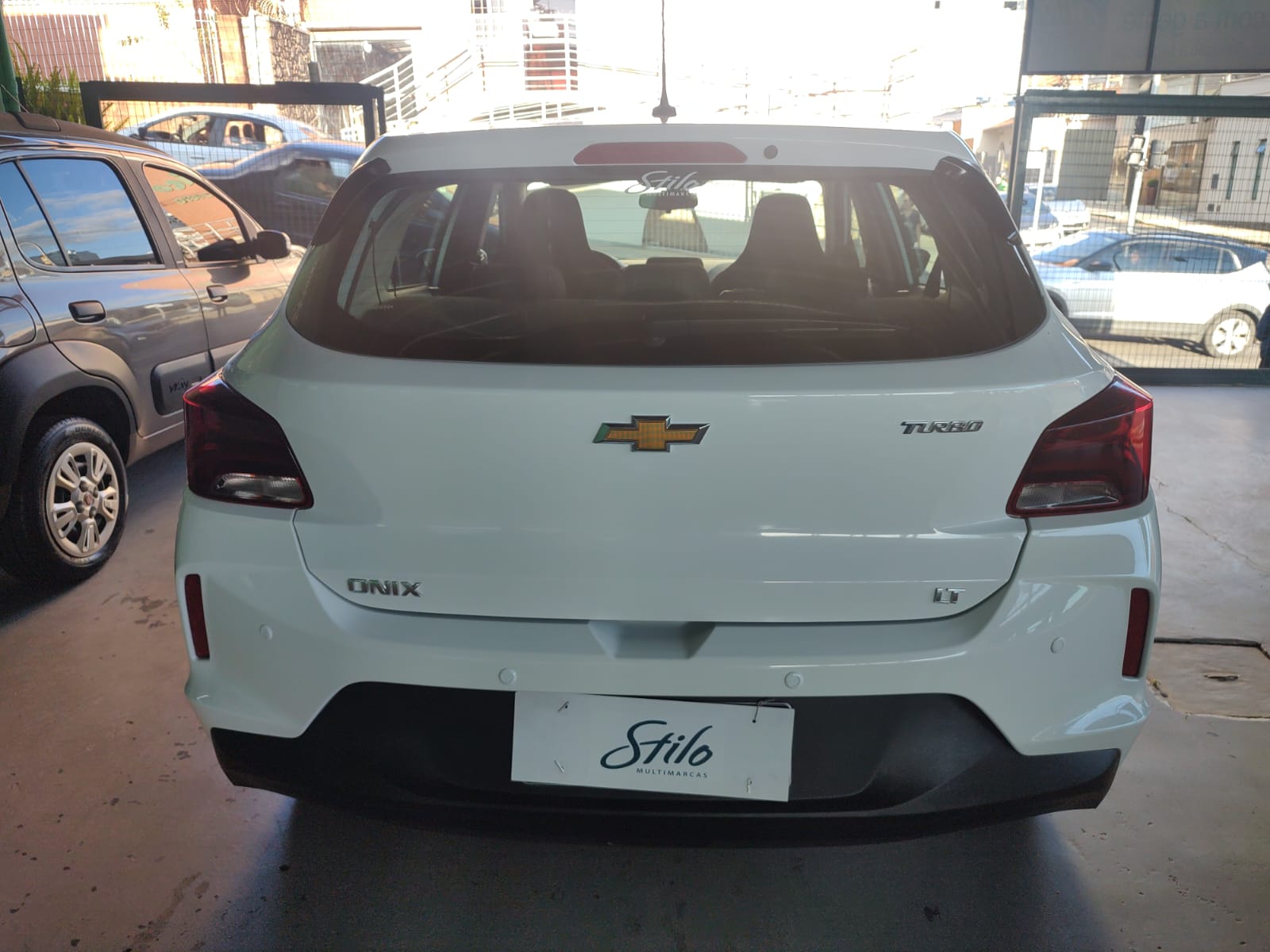 GM - Chevrolet ONIX HATCH LT 1.0 8V FlexPower 5p Mec.