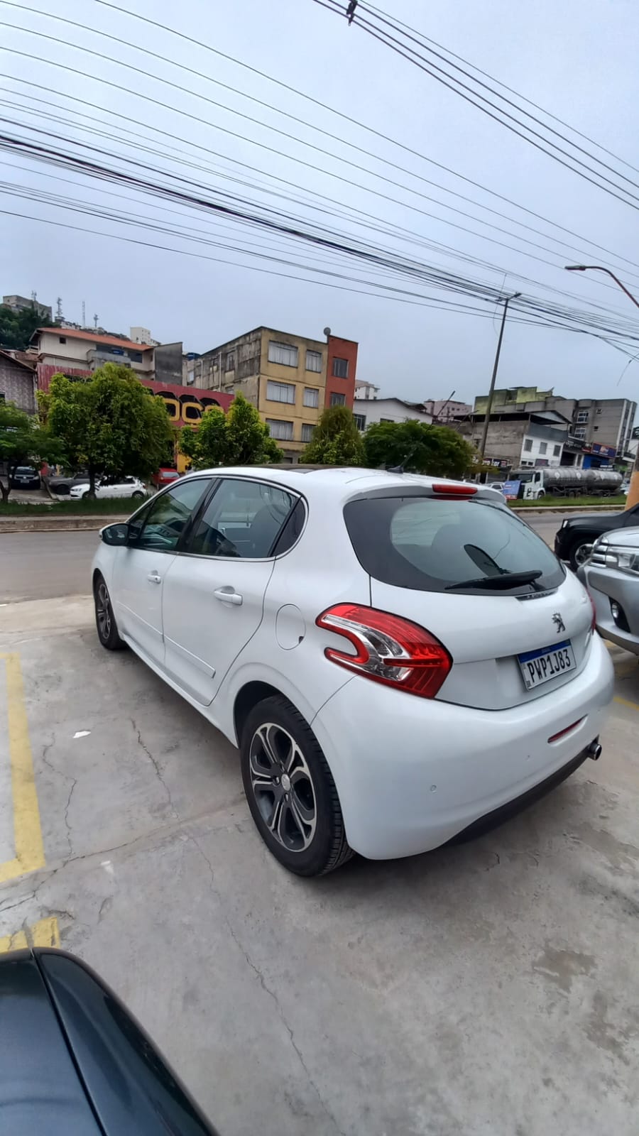 Peugeot 208 Active Pack 1.6 Flex 16V 5p Aut.