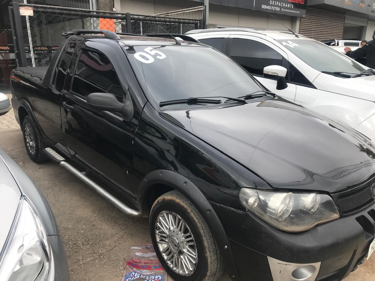 Fiat Strada Adventure 1.8 mpi 8V 103cv CE	