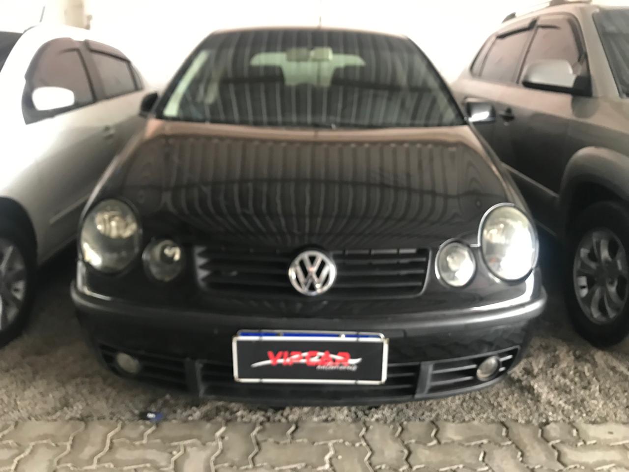 VW - VolksWagen Polo