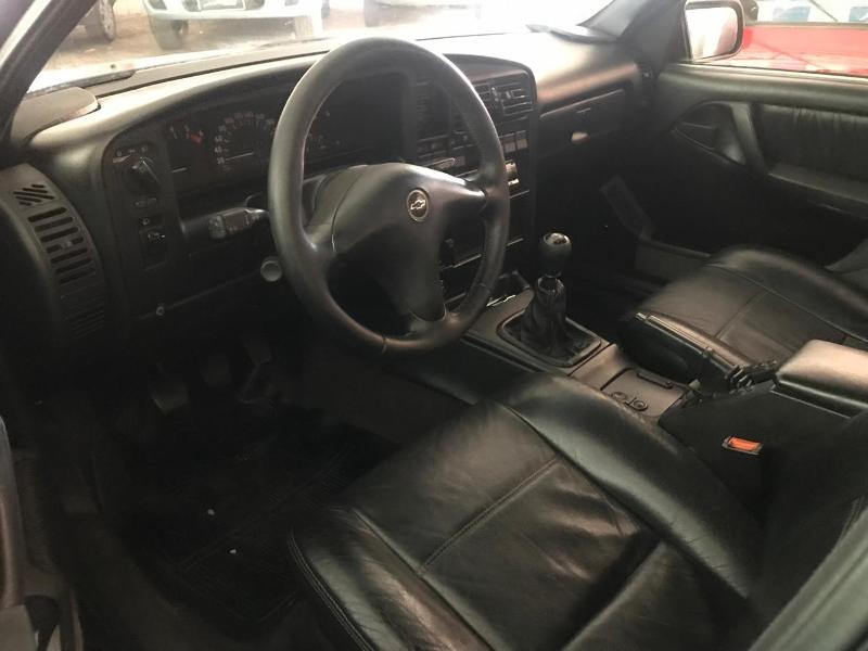 Ford Focus 2.0 16V/ 2.0 16V Flex 5p