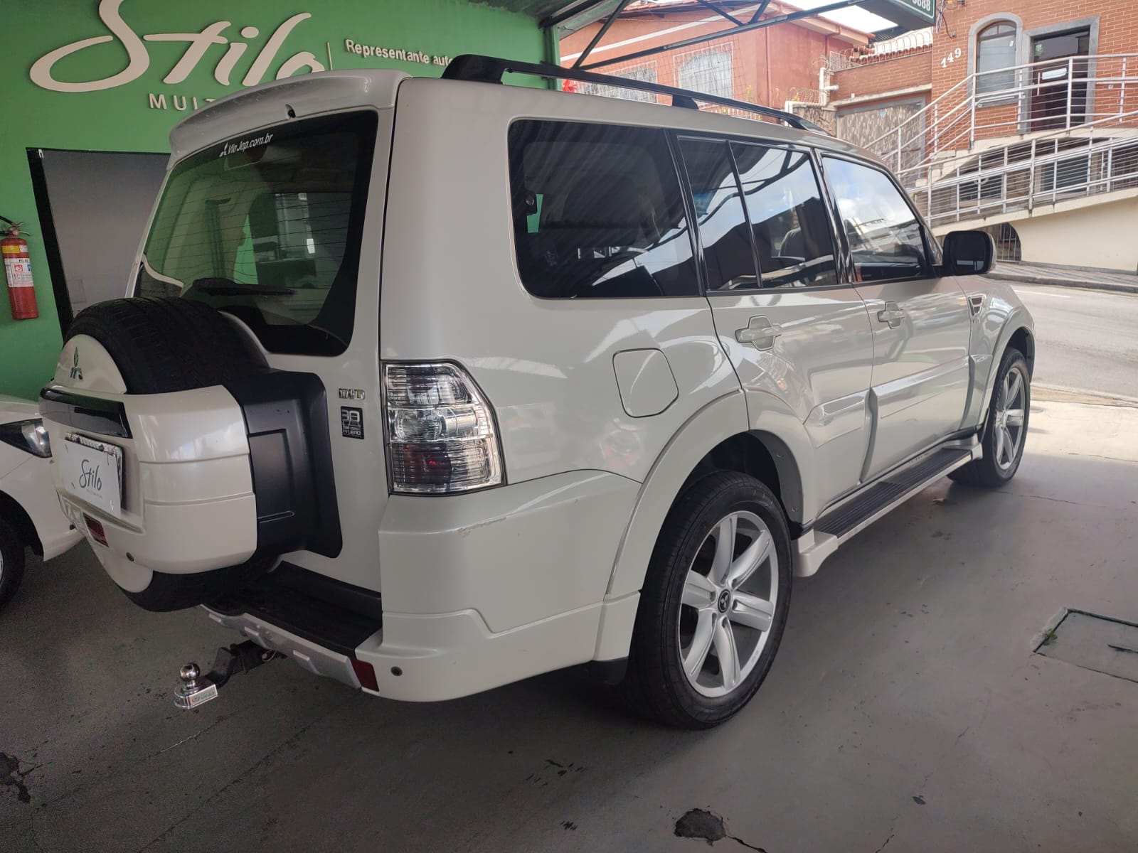 Mitsubishi Pajero HPE Full 3.2 4x4 T.I.Dies. 5p Aut