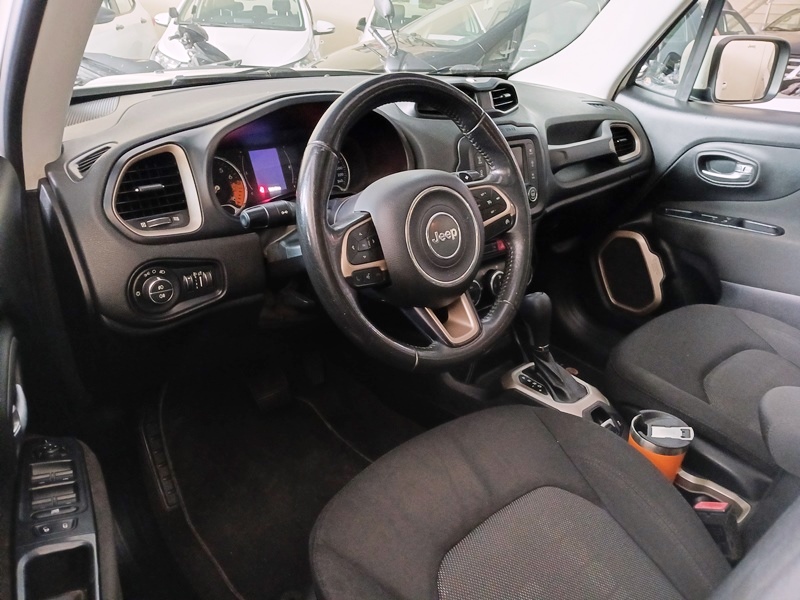 Jeep Renegade AT