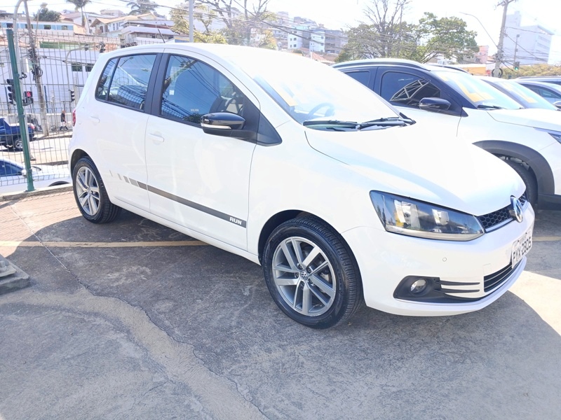 VW - VolksWagen Fox RUN 1.6 Flex 8V 5p