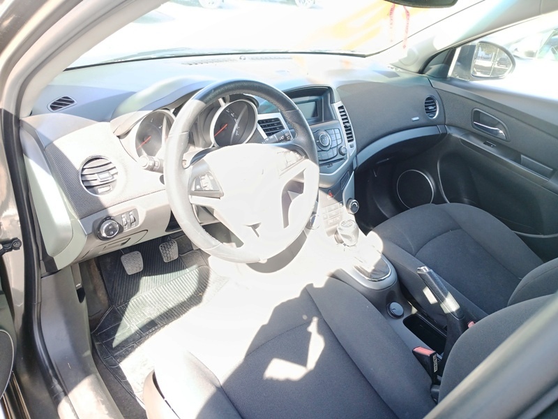 GM - Chevrolet Cruze Hatch LT