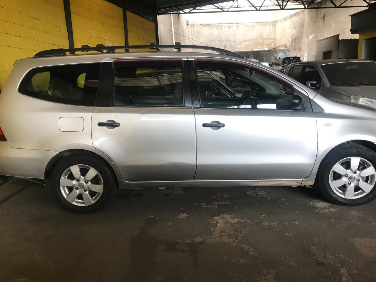 Nissan LIVINA SL 1.6 16V Flex Fuel 5p
