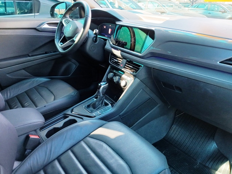 VW - VolksWagen TAOS 250 TSI