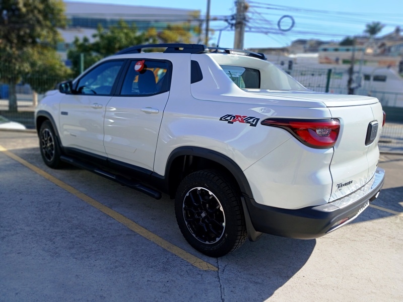 Fiat TORO RANCH AT9 4X4