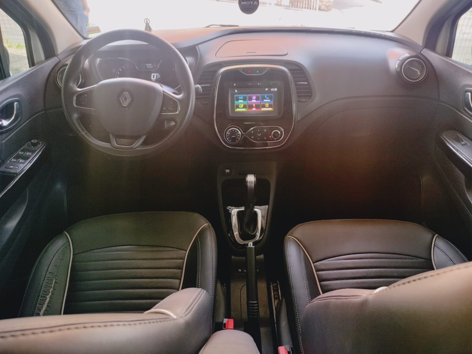 Renault CAPTUR Intense 1.6 16V Flex 5p Aut.