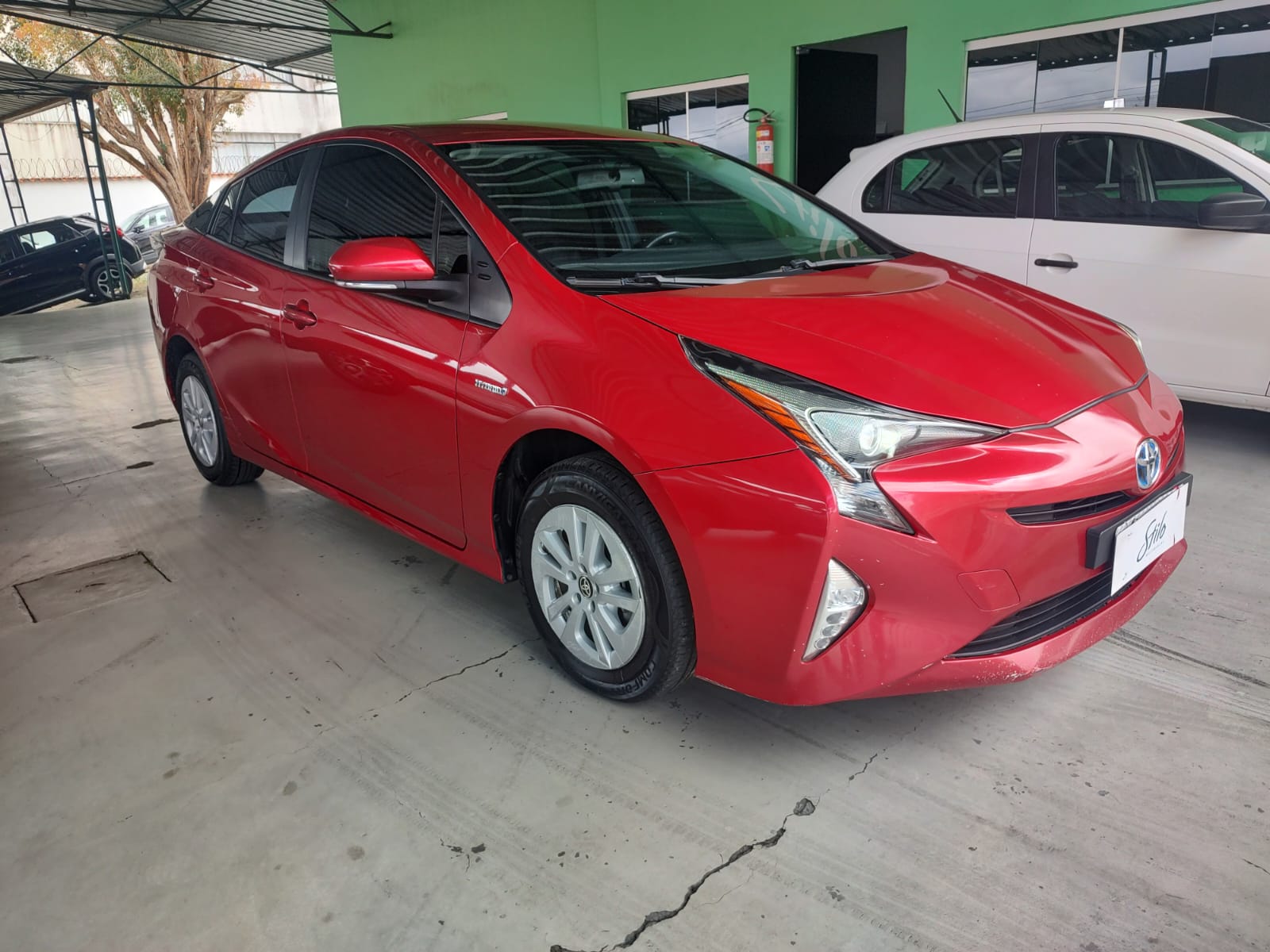 Toyota PRIUS HYBRID 1.8 16V 5p Aut.	