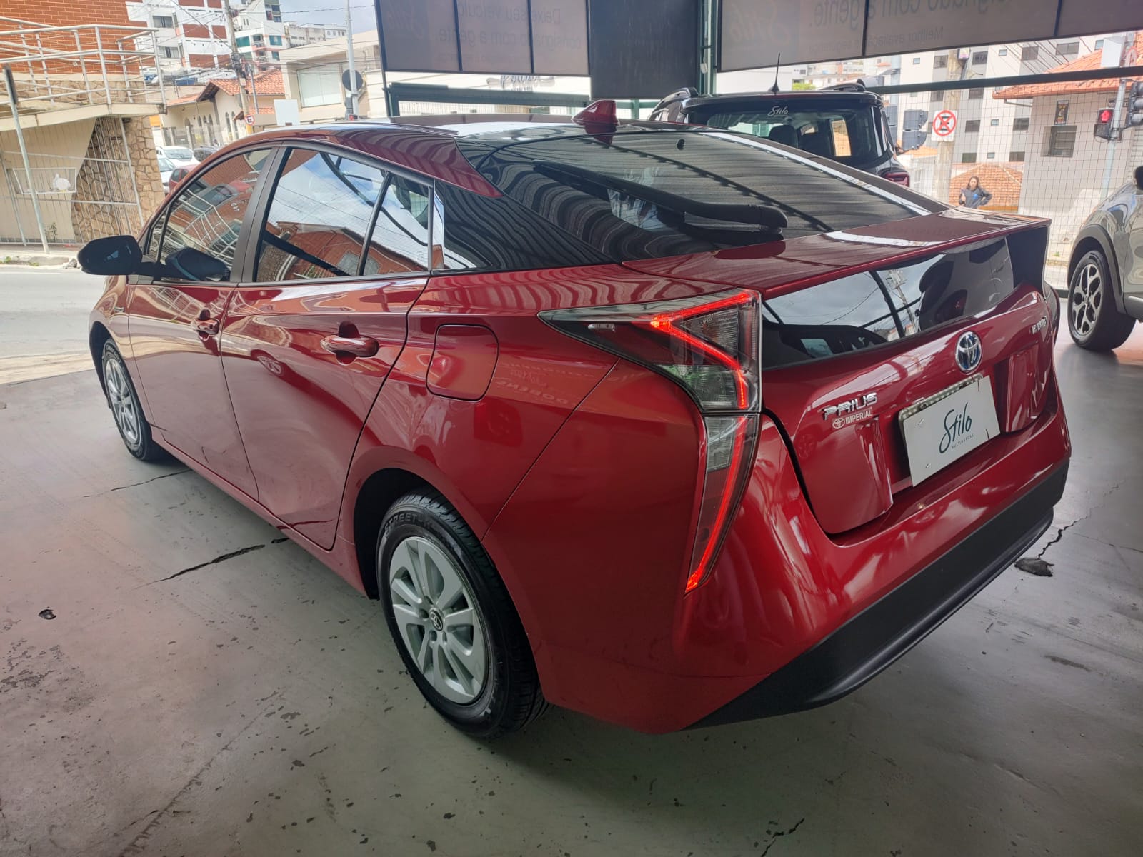Toyota PRIUS HYBRID 1.8 16V 5p Aut.