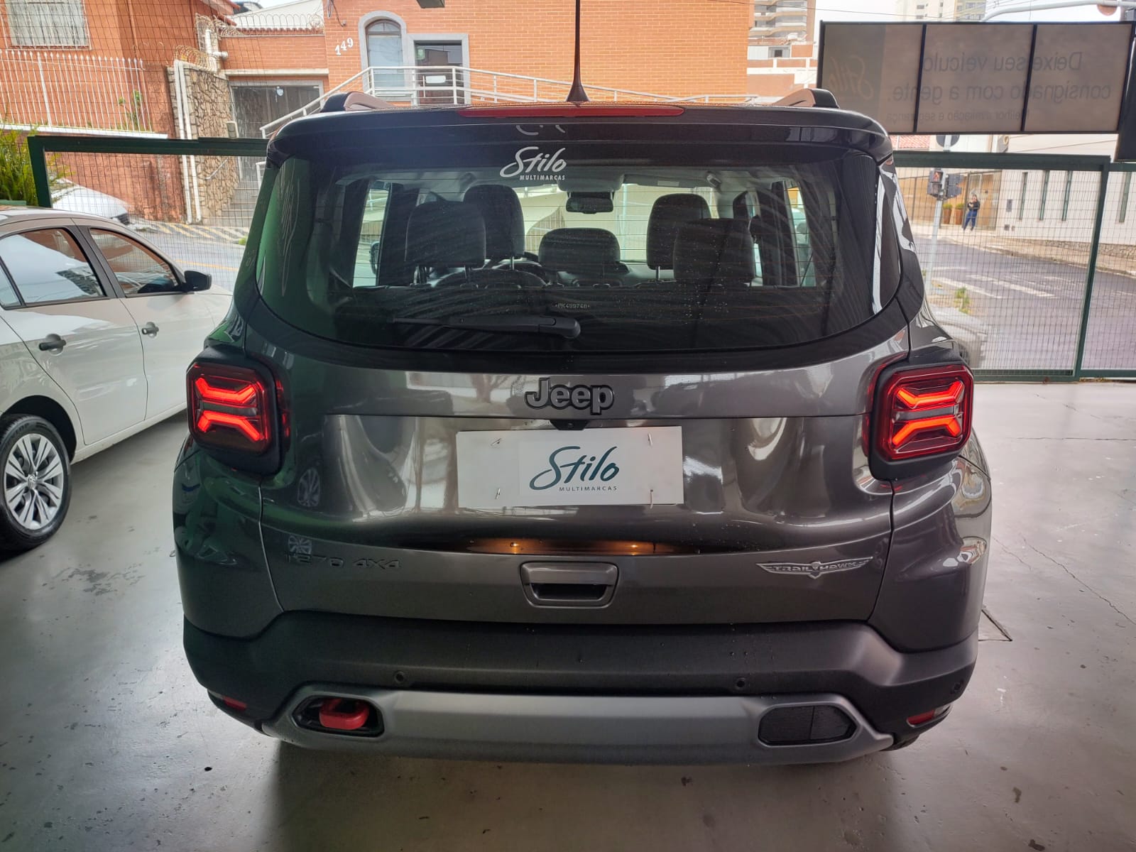 Jeep Renegade AT