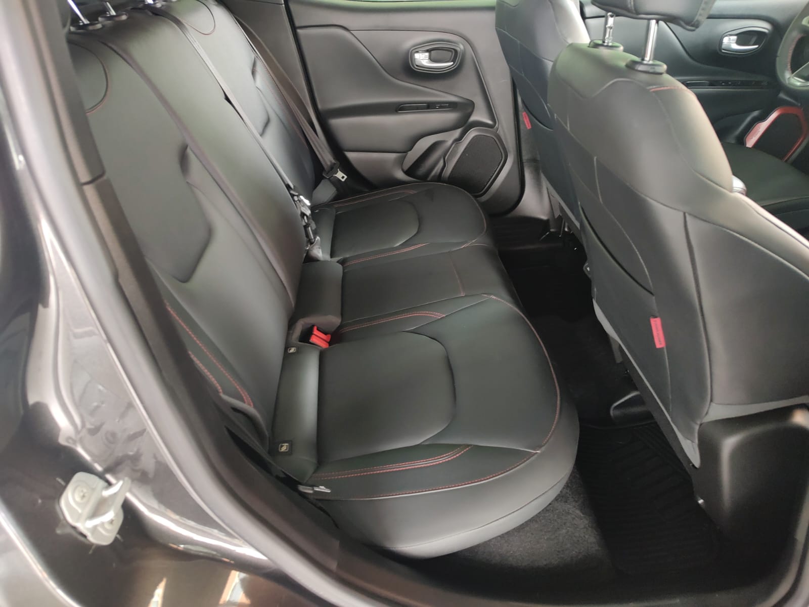 Jeep Renegade AT