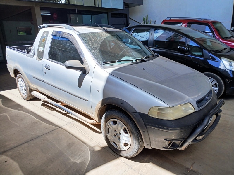 Fiat Strada Adventure 1.8 mpi 8V 103cv CE