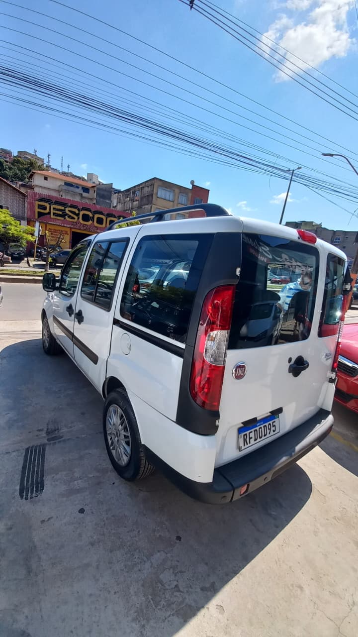 Fiat Doblo ESSENCE 1.8 Flex 16V 5p
