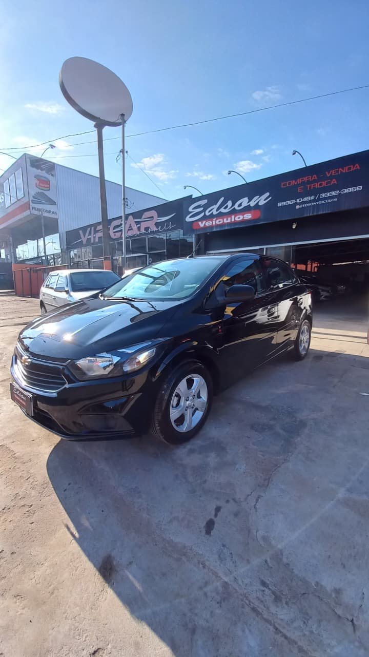 GM - Chevrolet Onix LT 1.4	