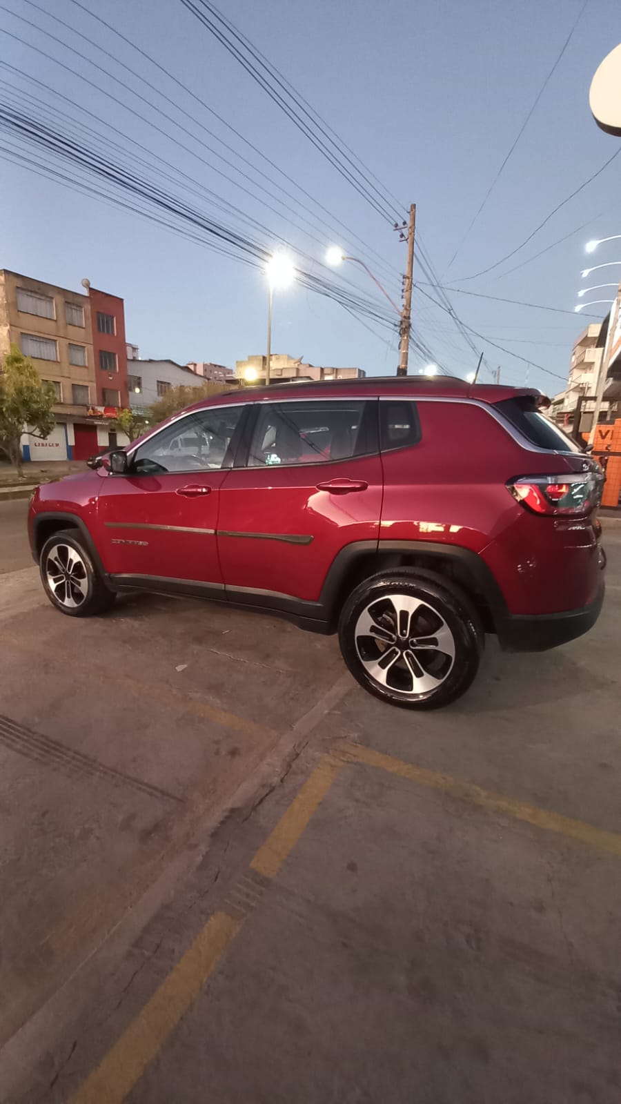 Jeep COMPASS LONGITUDE 2.0 4x4 Dies. 16V Aut.