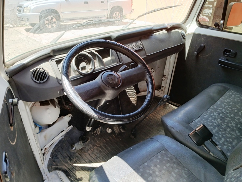 VW - VolksWagen Kombi Lotação 1.4 Mi Total Flex 8V