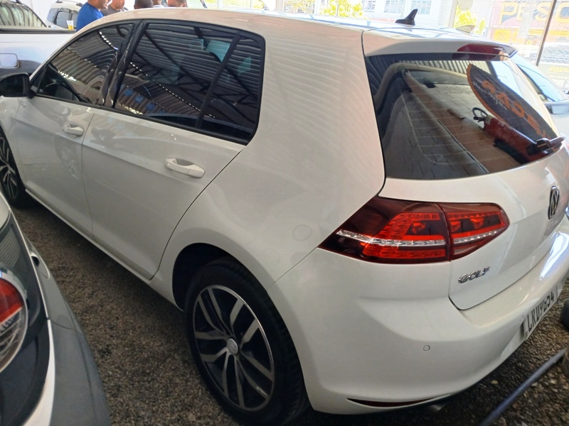 VW - VolksWagen Golf Comfortline 1.4 TSI 140cv Aut.