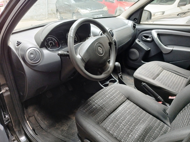 Renault SANDERO Dyna. EasyR Hi-Flex 1.6 8V