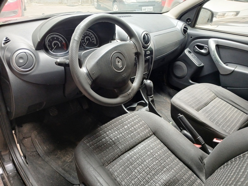 Renault SANDERO Dyna. EasyR Hi-Flex 1.6 8V