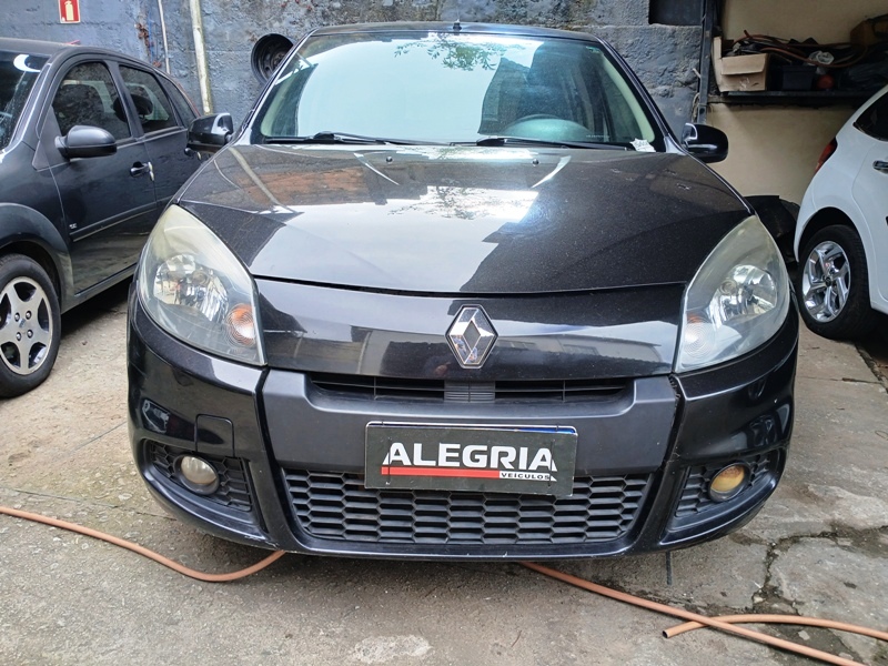 Renault SANDERO Dyna. EasyR Hi-Flex 1.6 8V