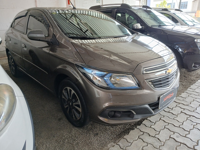GM - Chevrolet Onix LTZ