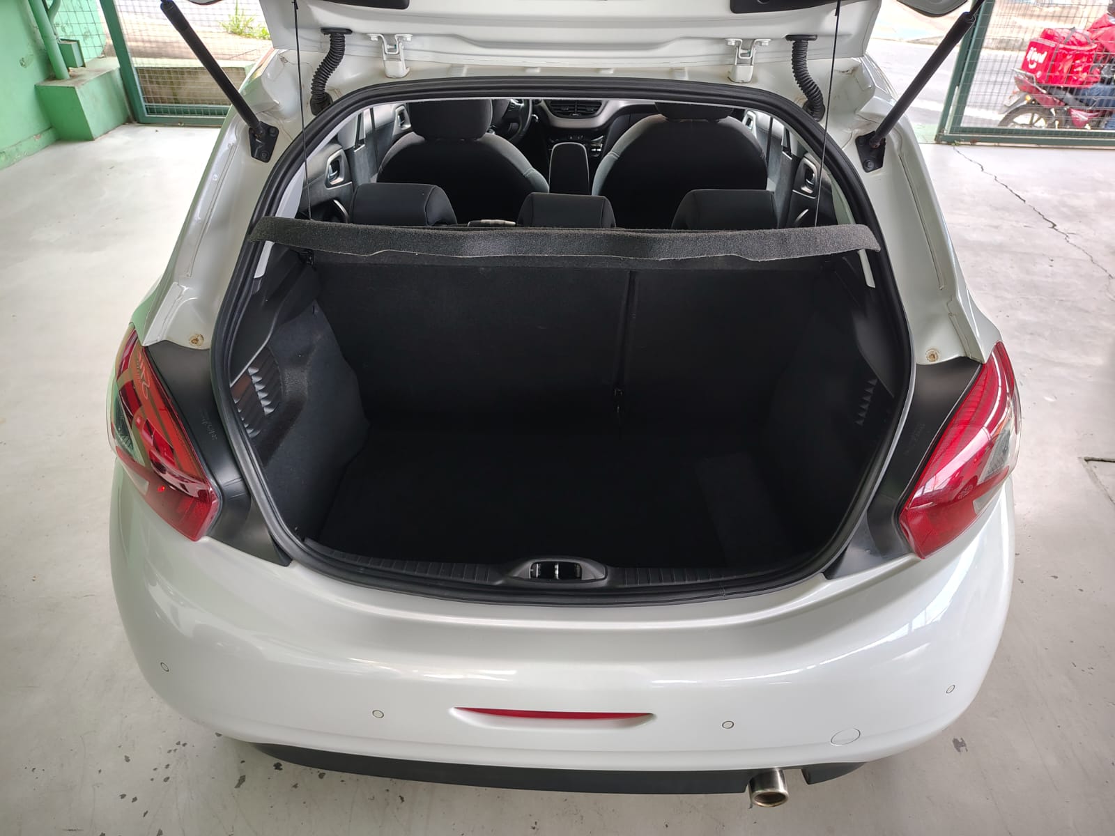 Peugeot 208 Active Pack 1.6 Flex 16V 5p Aut.