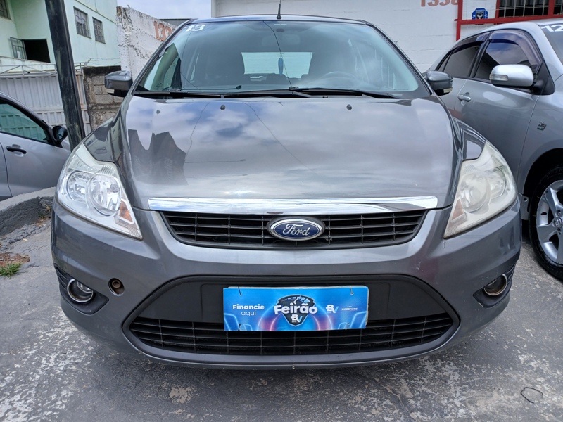 Ford Focus 1.6 S/SE/SE Plus Flex 8V/16V  5p