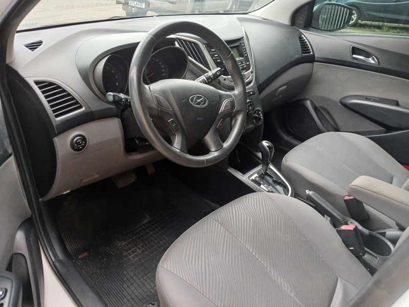 Hyundai HB20 C.Style/C.Plus 1.6 Flex 16V Aut.