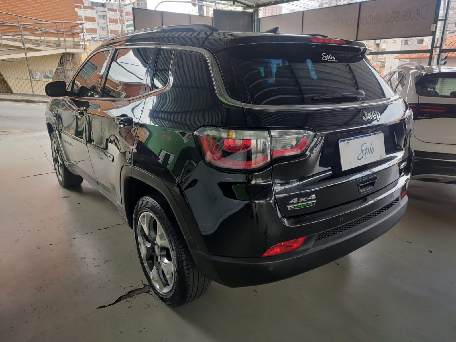 Jeep COMPASS LONGITUDE 2.0 4x4 Dies. 16V Aut.