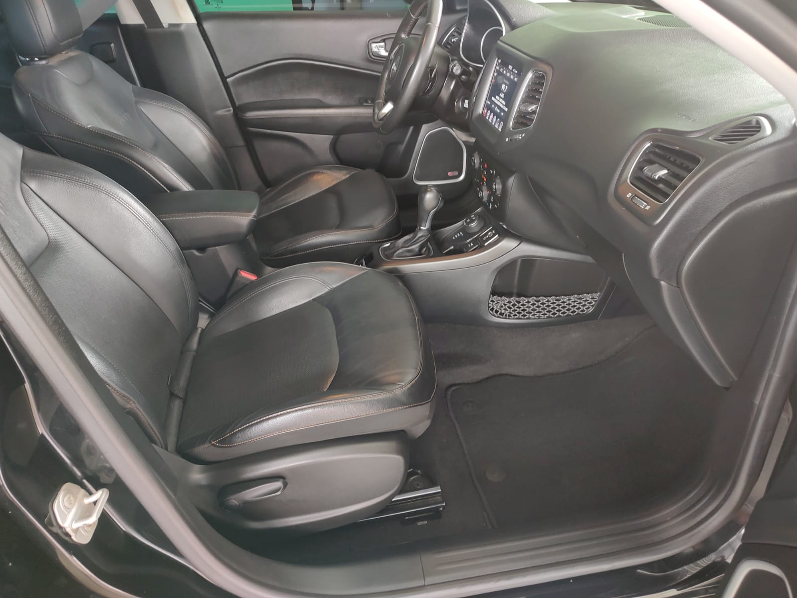 Jeep COMPASS LONGITUDE 2.0 4x4 Dies. 16V Aut.