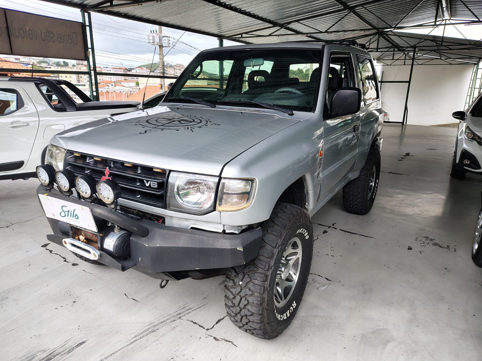 Mitsubishi Pajero GLS 3.5 V6 2p Aut