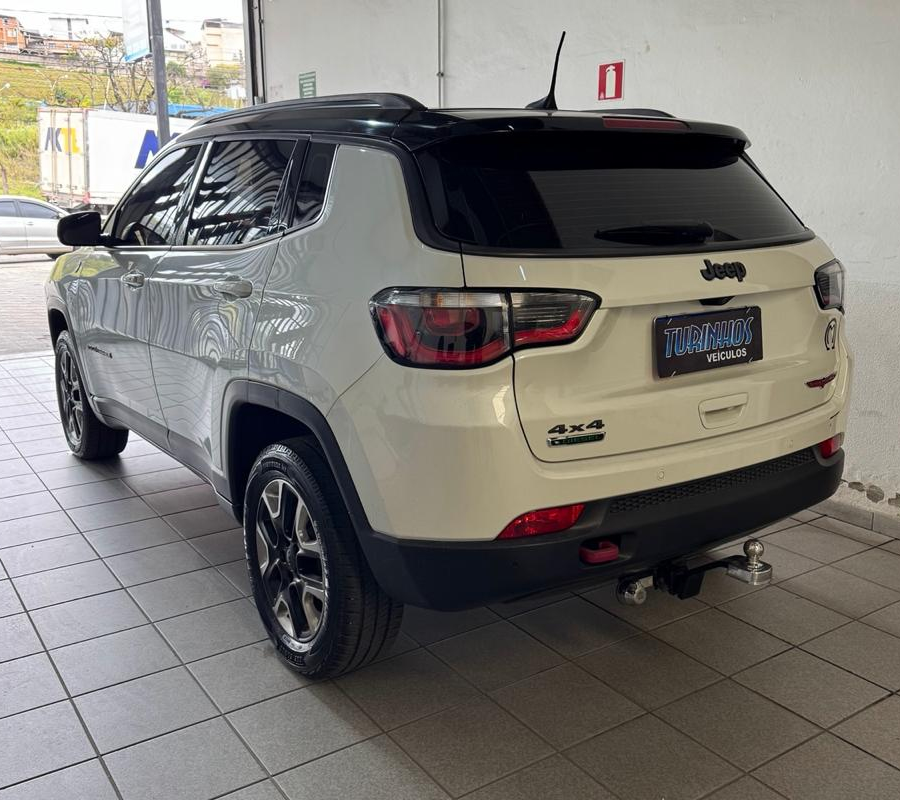 Jeep COMPASS TRAILHAWK 2.0 4x4 Dies. 16V Aut.