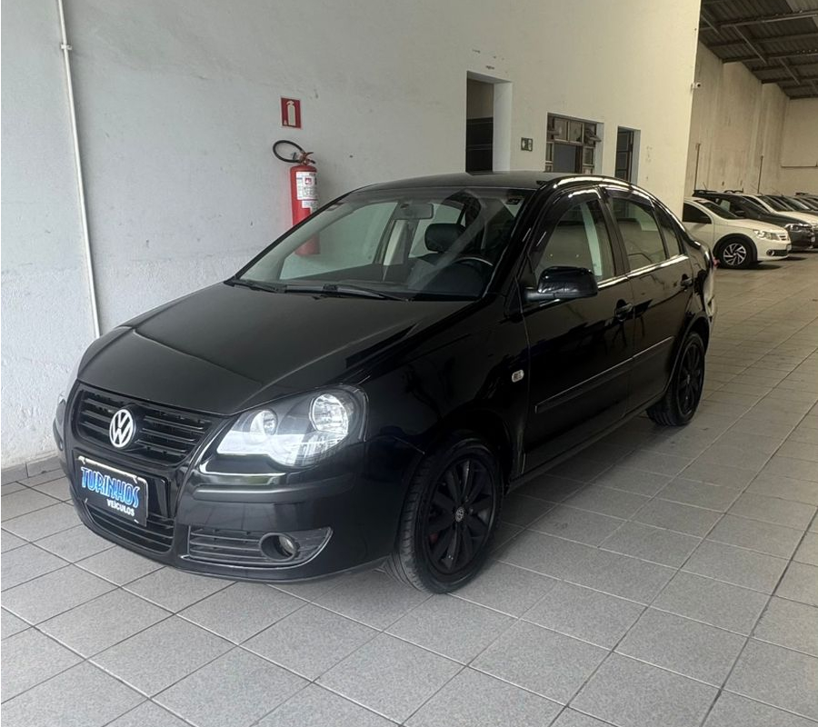 VW - VolksWagen Polo 1.6 E-Flex 8V 5p	