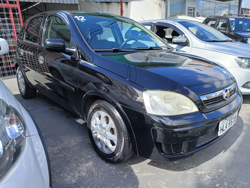 GM - Chevrolet Corsa Hatch	