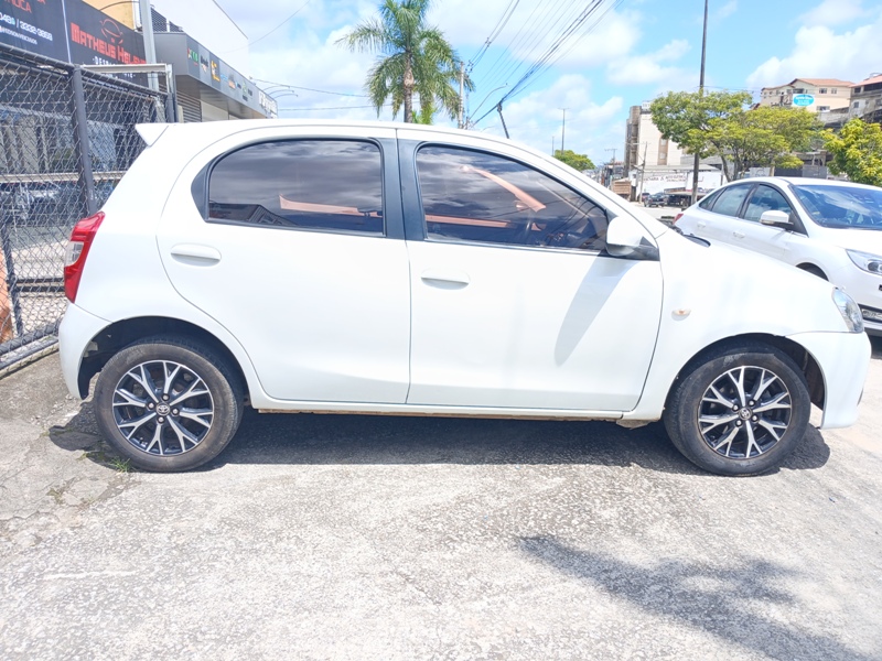 Toyota ETIOS XS 1.5 Flex 16V 5p Aut.