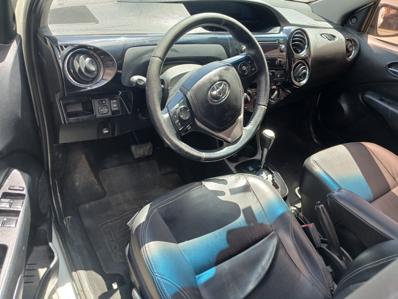 Toyota ETIOS XS 1.5 Flex 16V 5p Aut.